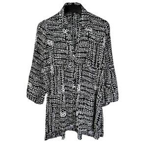 Sunny Leigh Tegan Dot Hilo Top Women’s 1X Black White Pleated 3/4 Sleeve Button